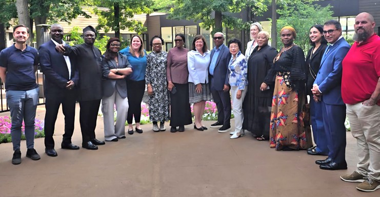Government officials and industry stakeholders from Nigeria and Canada met in Toronto to establish a framework for ongoing cooperation around a sustainable end-of-life tire management in Nigeria.